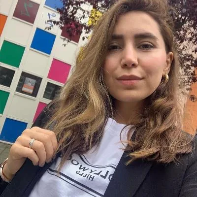 Fizyoterapist İrem Dedeci